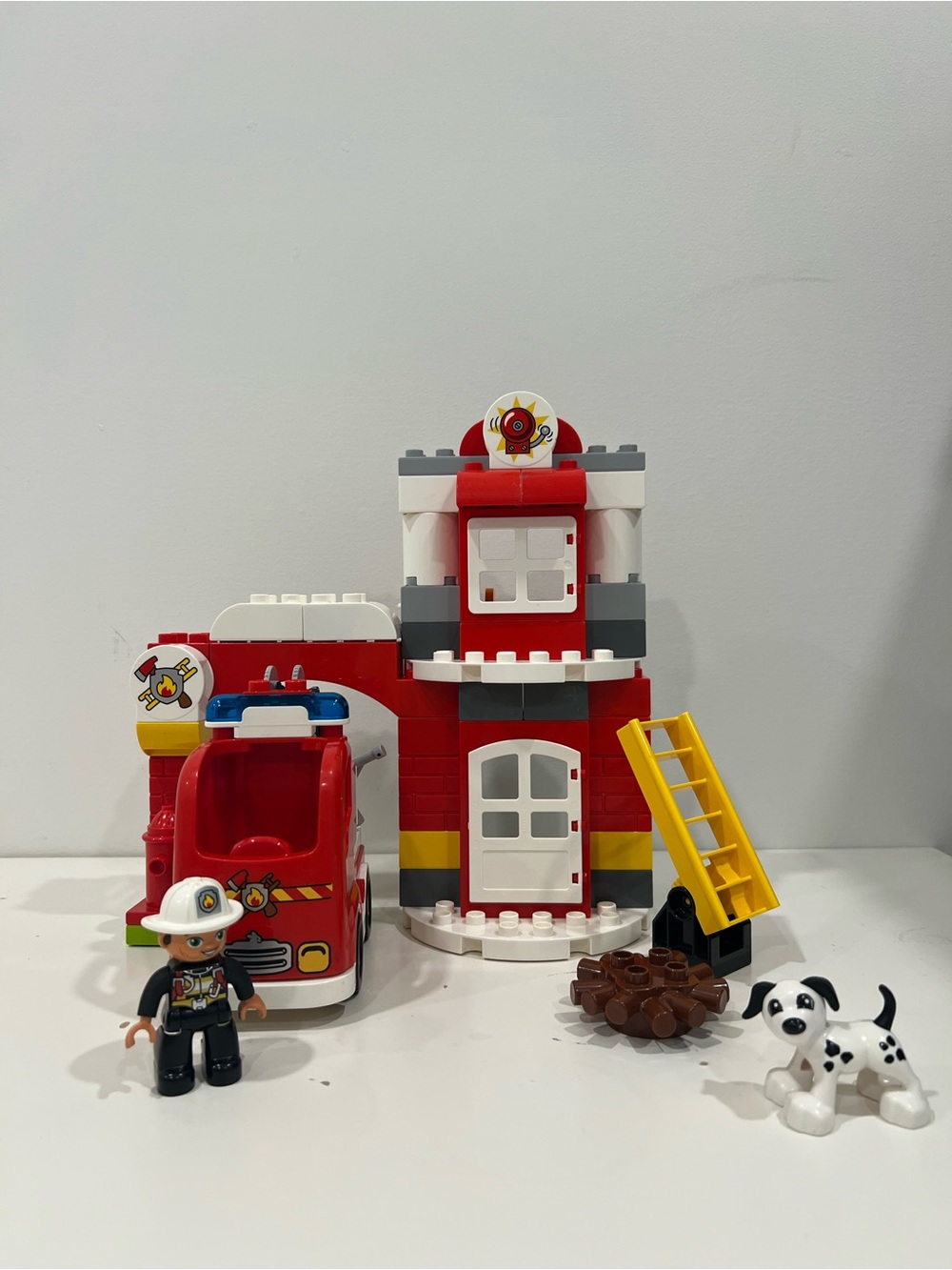 LEGO DUPLO Firestation Playset #10903 Firetruck Firemen - Toddler Toy